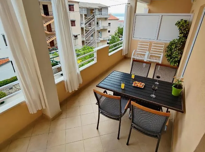 Cosy 1 Bedroom Apartment For 3 With Free Parking