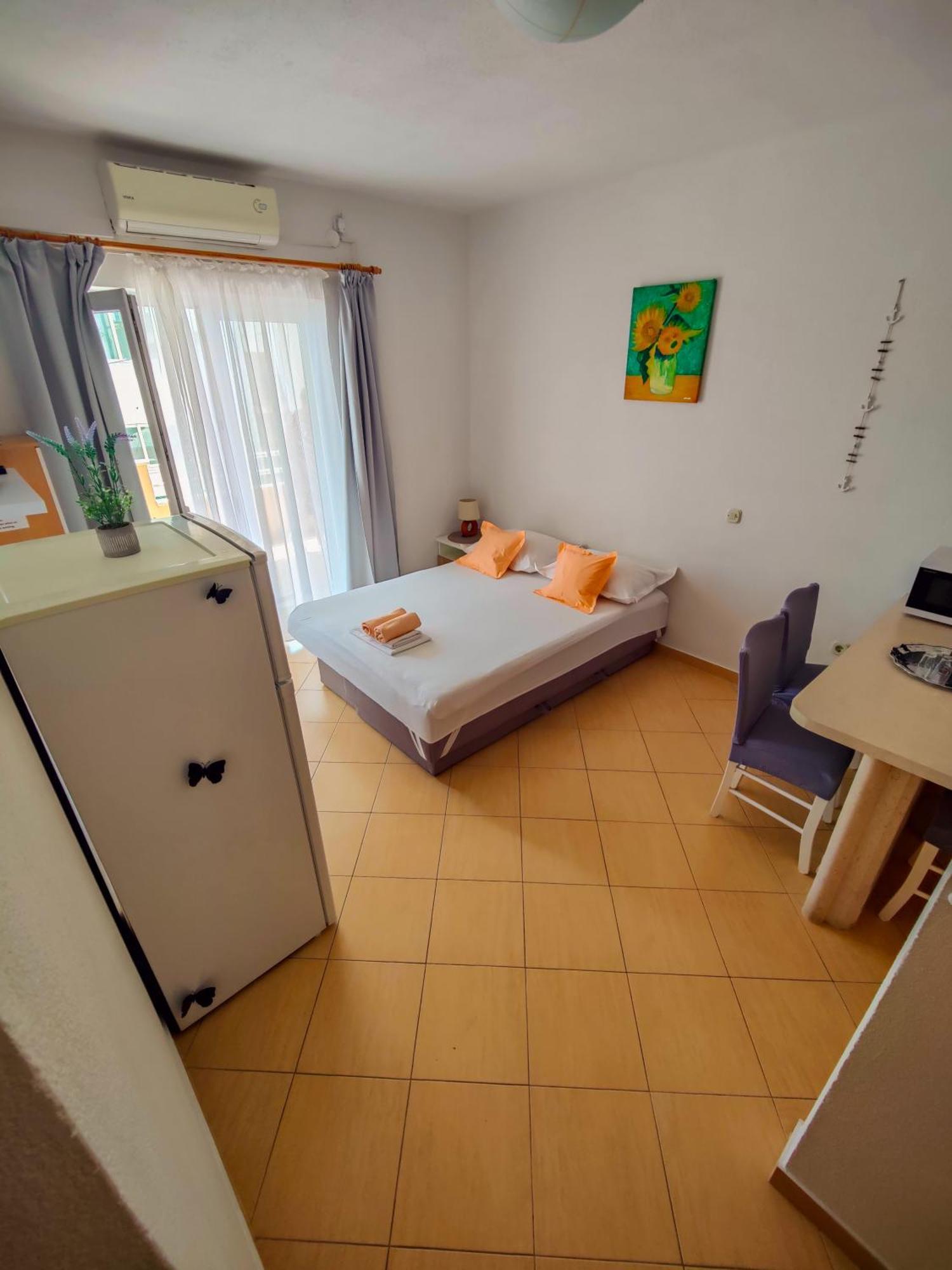 Cosy 1 Bedroom For 3 With Free Parking