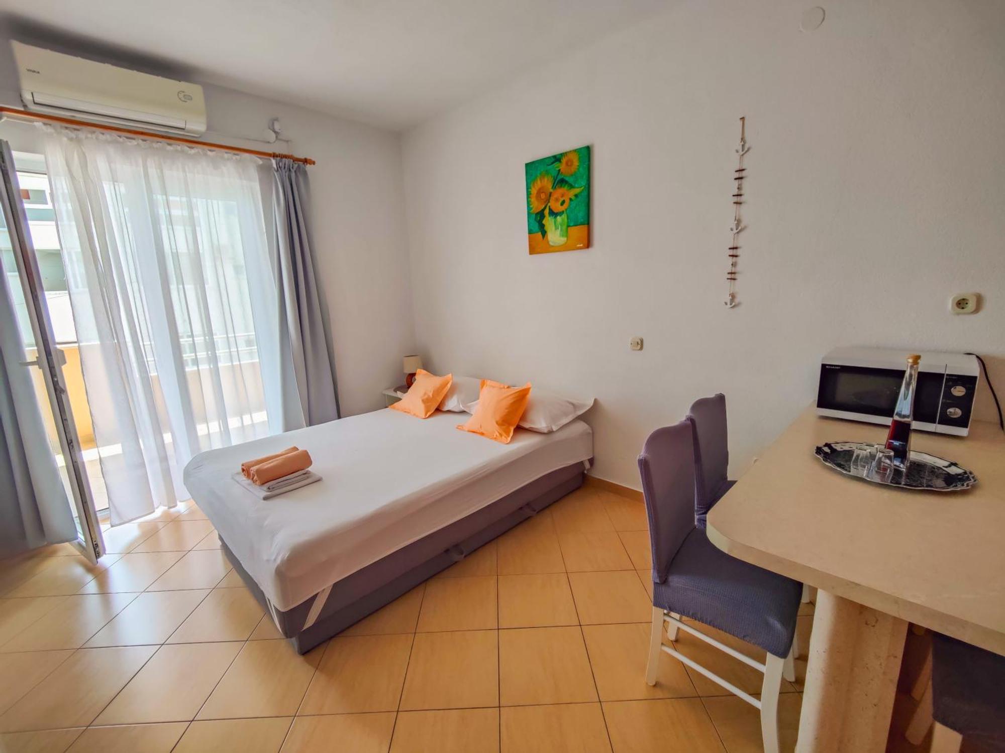 Apartment Cosy 1 Bedroom For 3 With Free Parking Makarska
