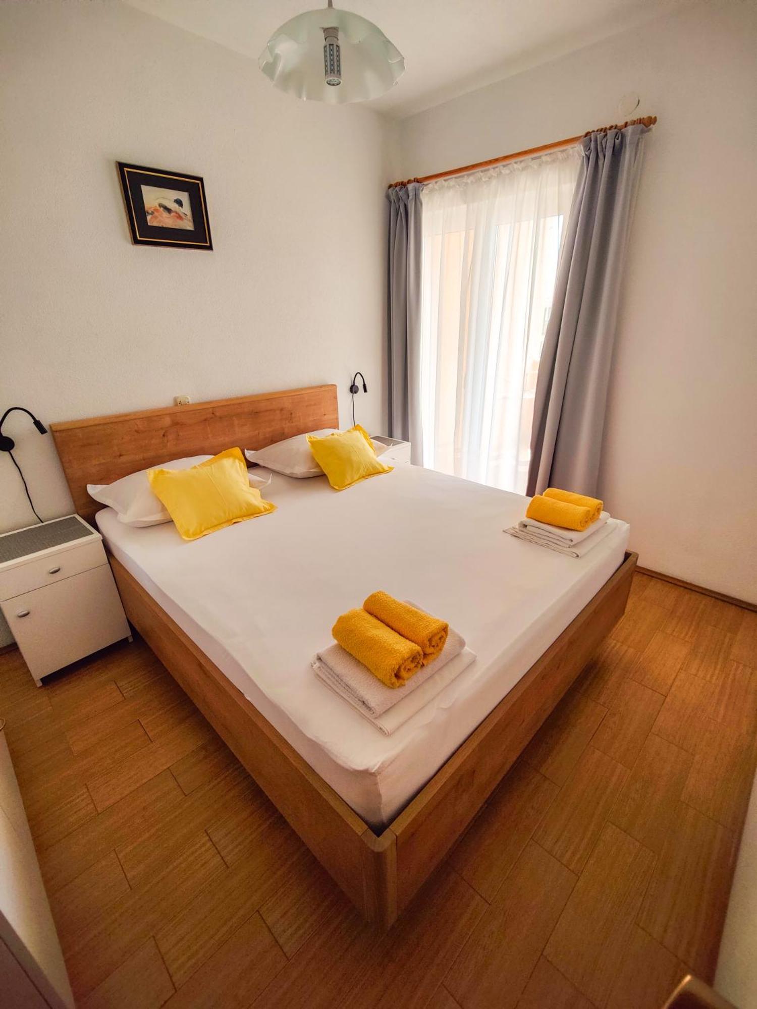 Cosy 1 Bedroom For 3 With Free Parking Apartment *