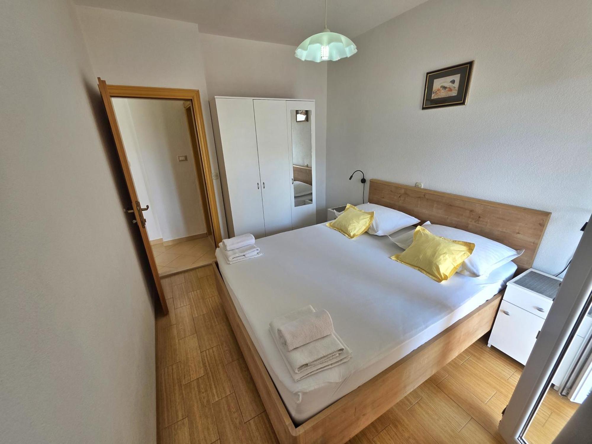 Cosy 1 Bedroom For 3 With Free Parking Makarska